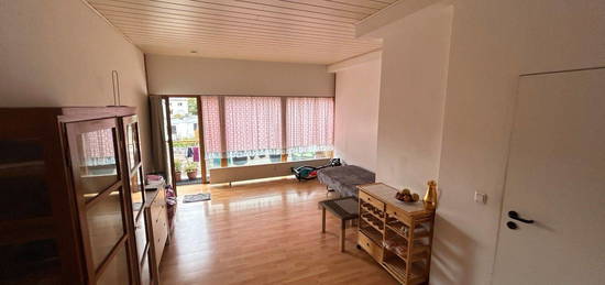 1 Zimmer Apartment 28 qm Duschbad Pkw Stellplatz