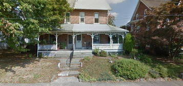 513 Race St, Perkasie, PA 18944