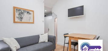 2 bed flat to rent