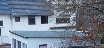 Haus in Weilburg-Hirschhausen mit 150 qm Wohnfläche zu vermieten