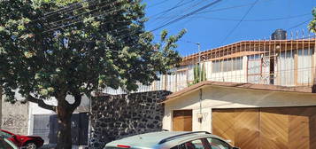 Casa En Venta, San Jerónimo Lídice, Amplia Y Muy Iluminada