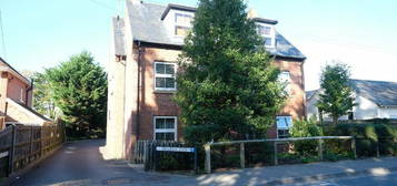 1 bedroom ground floor flat for sale