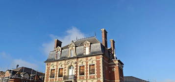 Maison de maitre contenant 6 logements