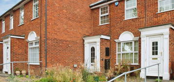 2 bed terraced house to rent