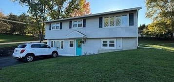 117 Richards Rd, Camillus, NY 13031