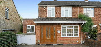 3 bedroom semi-detached house for sale