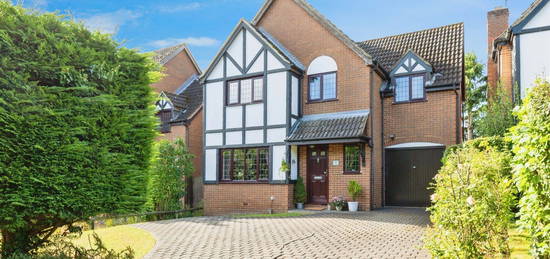 Detached house for sale in Chells Lane, Stevenage SG2