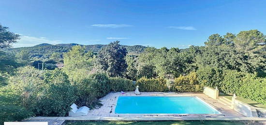 Villa  à vendre, 5 pièces, 4 chambres, 145 m²