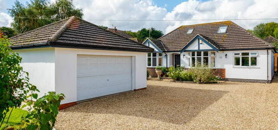 4 bedroom detached bungalow for sale