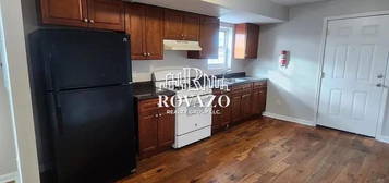 59-58 E  Runyon St #3AA, Newark, NJ 07114