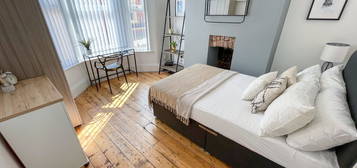 3 bed shared accommodation to rent