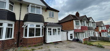 3 bed semi-detached house for sale