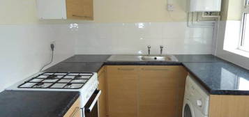 Terraced house to rent in Edmund Road, Sheffield S2