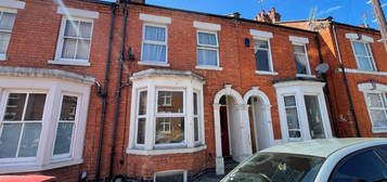 3 bed terraced house to rent