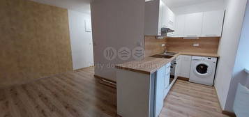 Pronájem bytu 2+kk 37 m²