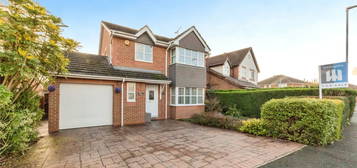 4 bed detached house for sale