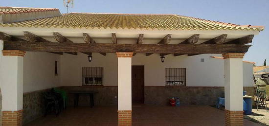 Casa en Zona de la Vega, Antequera