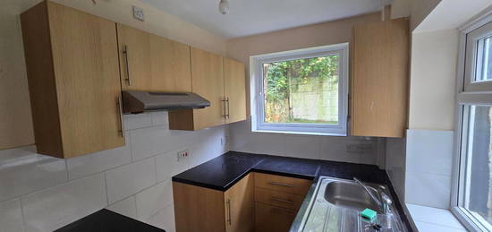 Terraced house to rent in Heathfield Avenue, Dover CT16