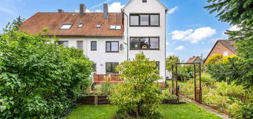 Provisionsfrei l Modernisierte  Wohnung mit großen Garten und Garage