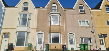 7 bed terraced house to rent