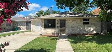 1320 Chickasaw Ave, Metairie, LA 70005