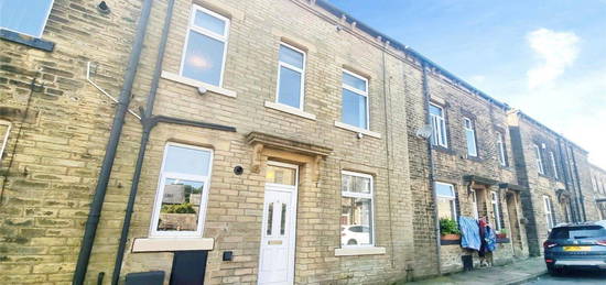 Detached house to rent in Buck Street, Denholme, Bradford, West Yorkshire BD13