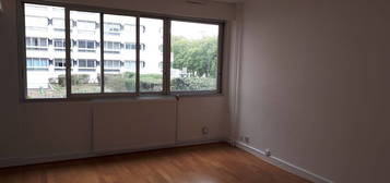 Appartement T2 sécurisé lumineux