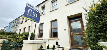 6 bedroom terraced house for sale