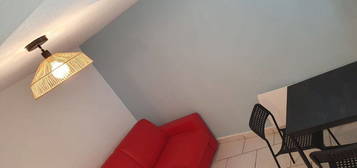 Studio T1 Meublé 15m2 à louer- Toulon 83000- Place d’armes