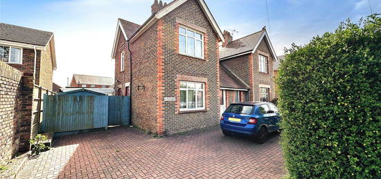 3 bed semi-detached house for sale