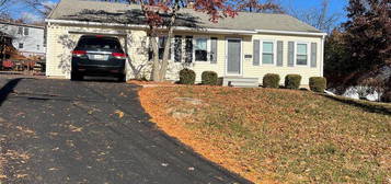 620 Highland Dr, Perkasie, PA 18944