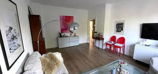 Essen - Bredeney! Teilmöbilierte, Sanierte 2,5Zimmer Wohnung mit Balkon