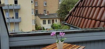 2-Zimmer Wohnung mit Dachterrasse, komplett möbliert, günstig gelegen