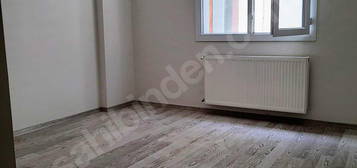 Şemikler lisesi karşısı ara kat 3 + 1 kiralık