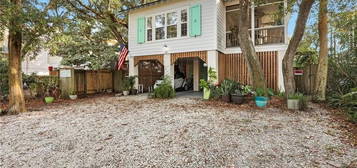 1012 Laurel Ave, Tybee Island, GA 31328