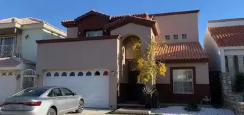 Casa sola en venta en Cerrada Arboledas, Juárez, Chihuahua