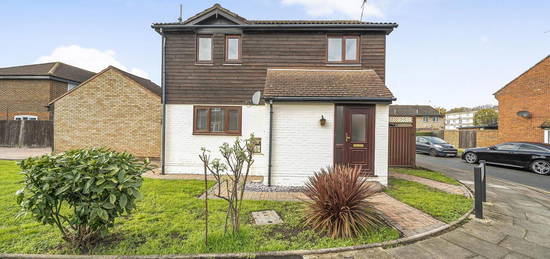 Property for sale in Abbotswood Close, Belvedere DA17