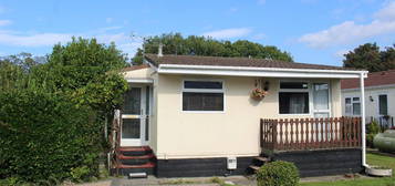 2 bed mobile/park home for sale