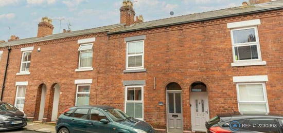 4 bedroom terraced house