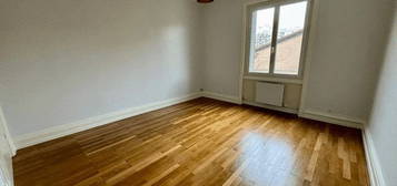 Studio  à louer, 1 pièce, 35 m², Étage 1/–