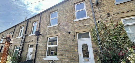 Terraced house to rent in Union Street, Sowerby Bridge HX6