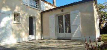 Maison de 160 M2 sur 2300 M2 de terrain sans vis a vis