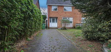 3 bed semi-detached house for sale