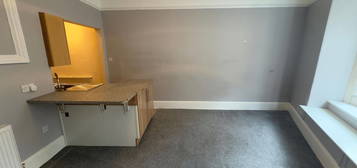 Flat to rent in High Street, Ilfracombe EX34