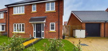 4 bedroom detached house