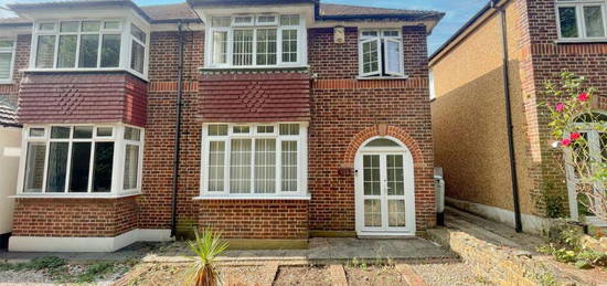 3 bedroom semi-detached house