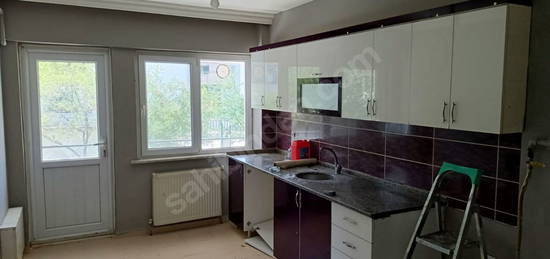 BURDUR EMEK EVLERDE 3+1 KİRALIK DAİRE