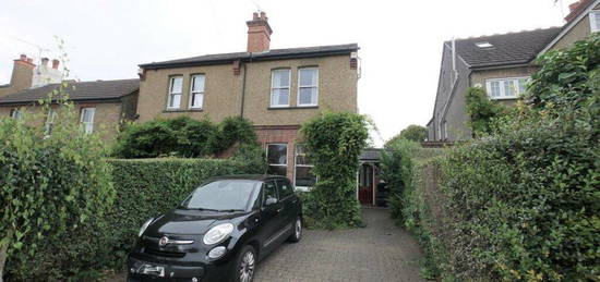 3 bedroom semi-detached house