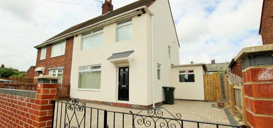 3 bedroom semi-detached house