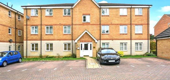 Flat for sale in Queens Court, Bennington Drive, Borehamwood WD6